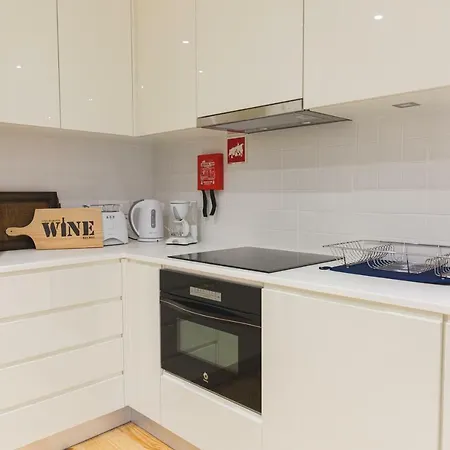 Apartment Aposentus - The Wine *
